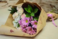 Букет цветов из:  Розы и Хризантемы #REPLACE_PRED# Ликино
