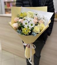 Букет цветов из:  Альстромерии, Розы и Хризантемы #REPLACE_PRED# Ликино