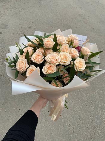 Букет Кремовые розы Латте в Ликино